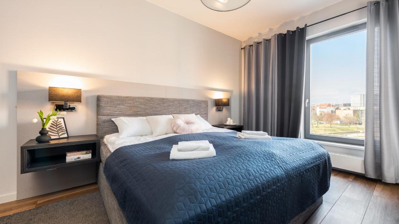 Flatbook - City Center Apartments Brabank With Parking Gdańsk Exteriör bild